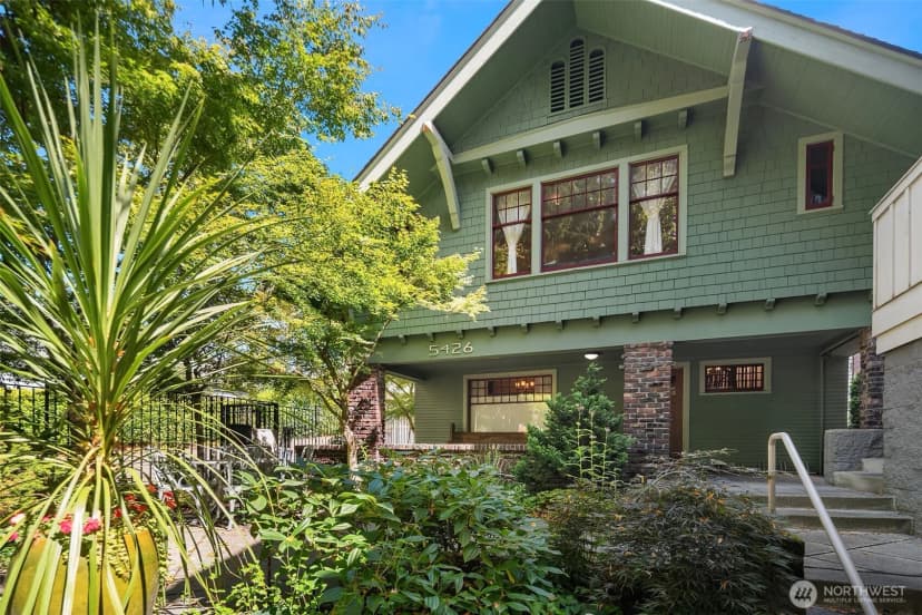 Property photo for 5430 California Avenue Sw #1cu, Seattle