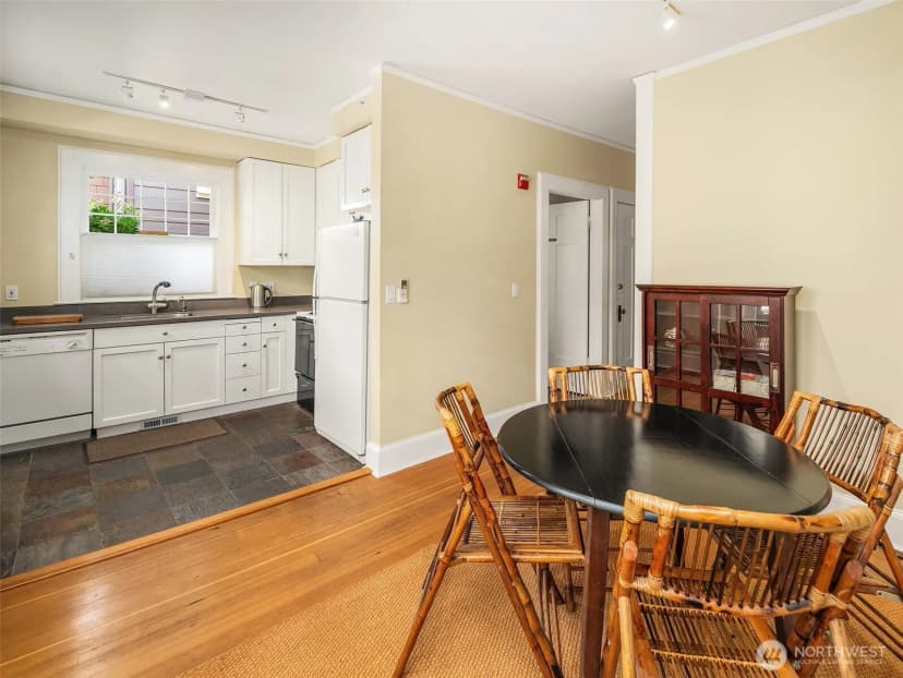 Property photo for 5430 California Avenue Sw #1cu, Seattle photo 20