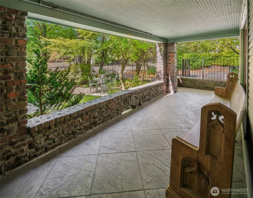 Property photo for 5430 California Avenue Sw #1cu, Seattle photo 8
