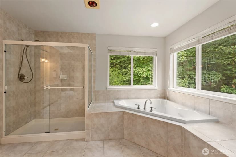 Property photo for 9118 Ne 160th Pl, Bothell photo 21