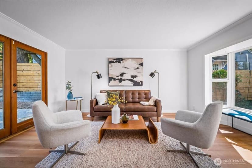 Property photo for 14346 Interlake Avenue N, Seattle photo 5