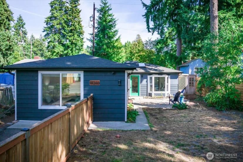 Property photo for 14346 Interlake Avenue N, Seattle