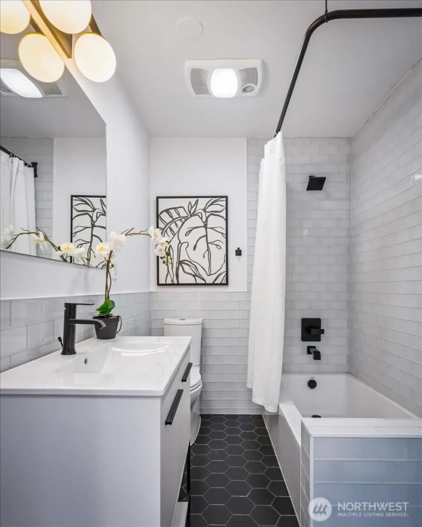 Property photo for 14346 Interlake Avenue N, Seattle photo 19