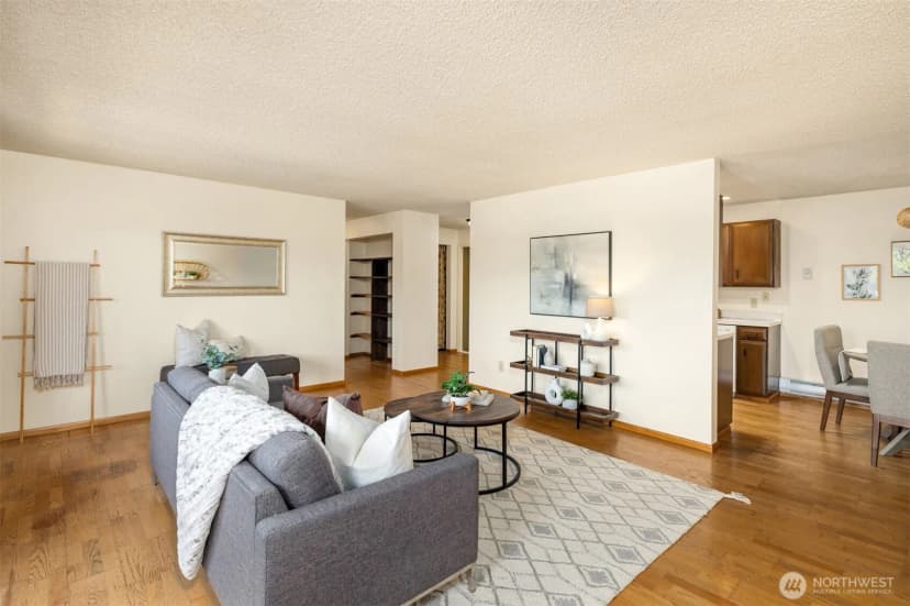 Property photo for 7064 35th Avenue Ne #22, Seattle photo 11