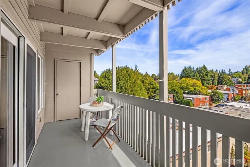 Property photo for 7064 35th Avenue Ne #22, Seattle photo 19