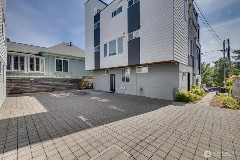 Property photo for 2440 Nw 60th Street #a, Seattle photo 5