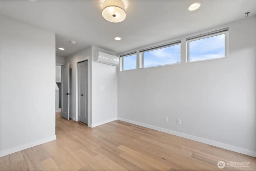 Property photo for 2440 Nw 60th Street #a, Seattle photo 15