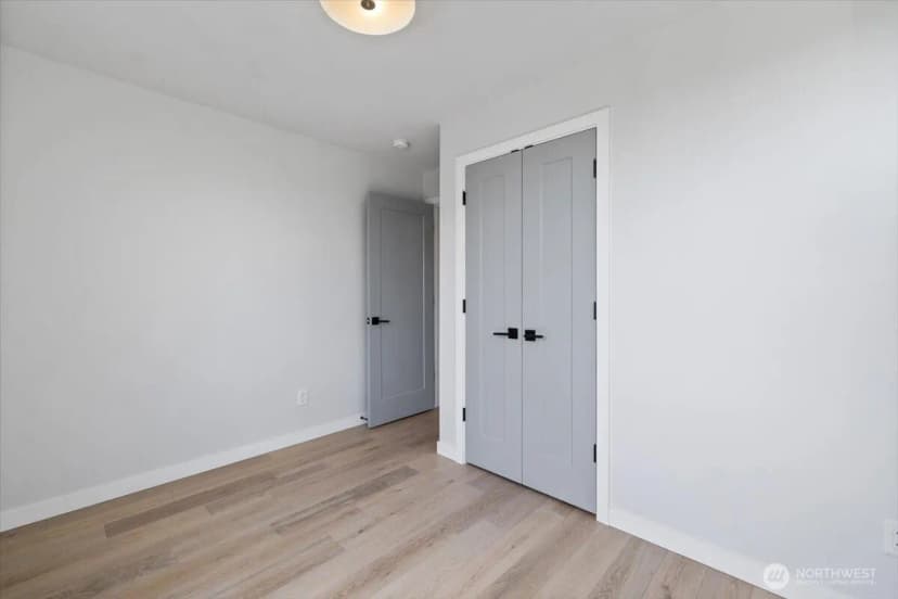 Property photo for 2440 Nw 60th Street #a, Seattle photo 8