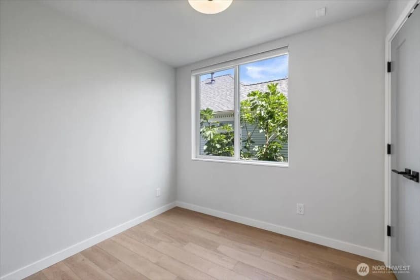 Property photo for 2440 Nw 60th Street #a, Seattle photo 9