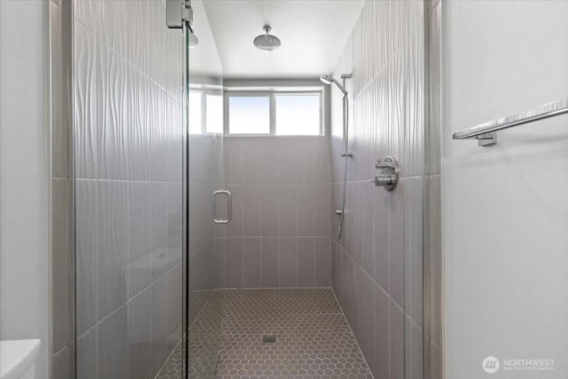 Property photo for 2440 Nw 60th Street #a, Seattle photo 17