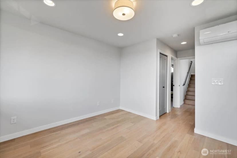 Property photo for 2440 Nw 60th Street #a, Seattle photo 14
