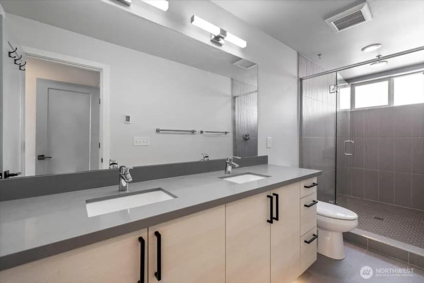 Property photo for 2440 Nw 60th Street #a, Seattle photo 16