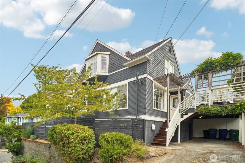 Property photo for 1009 W Crockett Street, Seattle photo 11