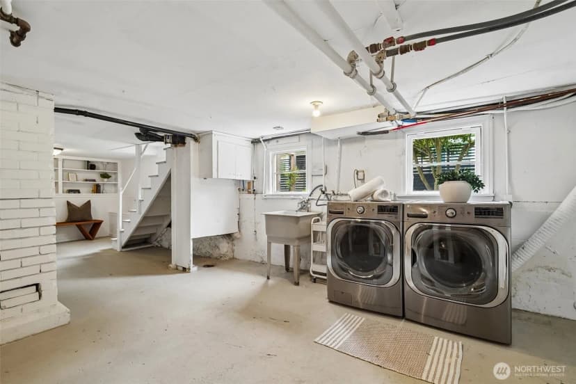 Property photo for 1009 W Crockett Street, Seattle photo 10