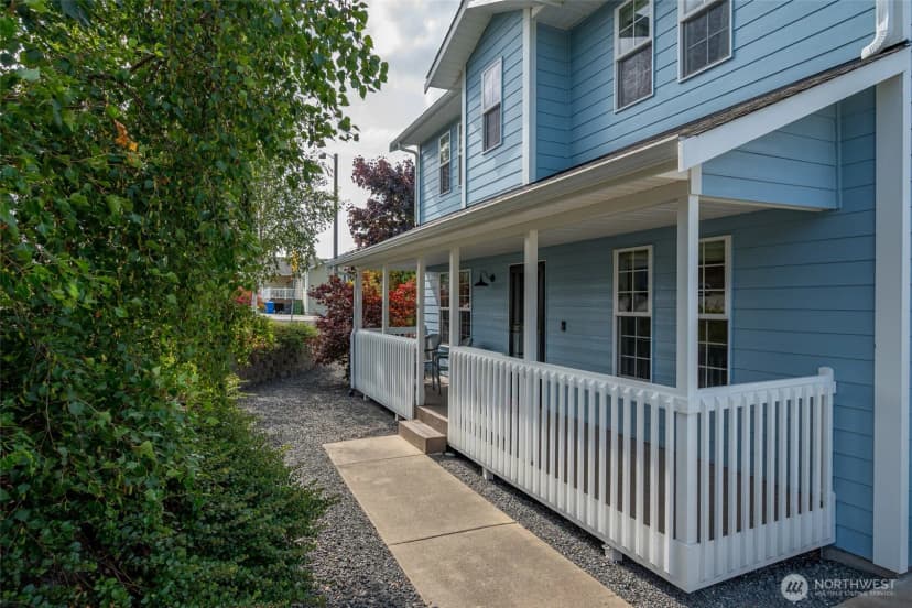 Property photo for 1598 Sw Victory Street, Oak Harbor photo 3