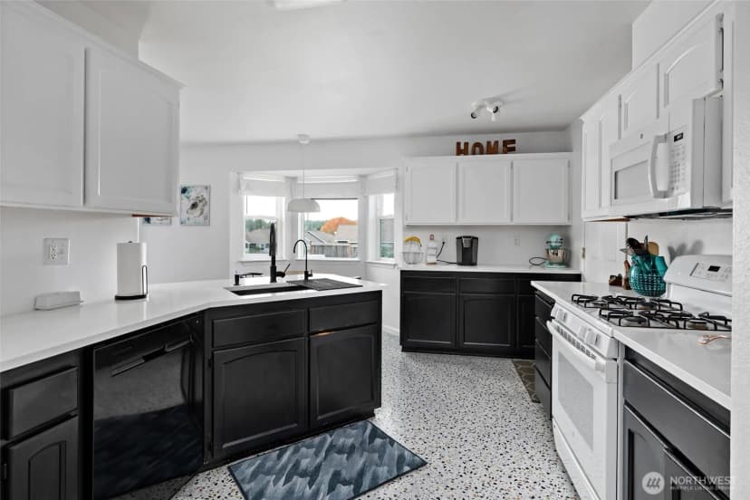Property photo for 1598 Sw Victory Street, Oak Harbor photo 15