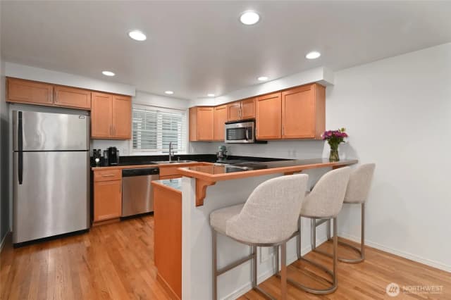 Property photo for 8509 Midvale Avenue N #c, Seattle photo 5