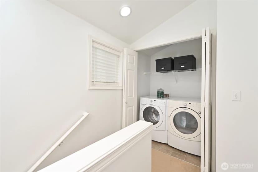 Property photo for 8509 Midvale Avenue N #c, Seattle photo 15