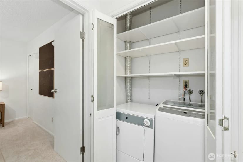Property photo for 3033 127th Place Se #i11, Bellevue photo 15