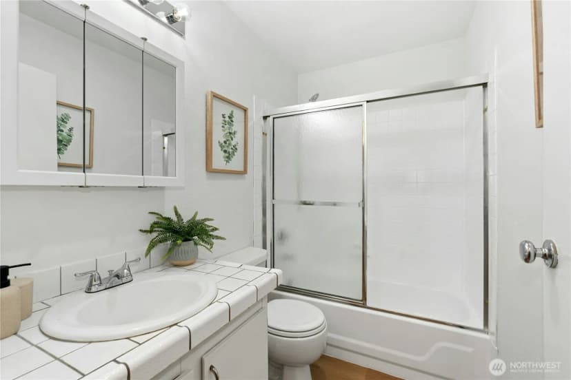 Property photo for 3033 127th Place Se #i11, Bellevue photo 14