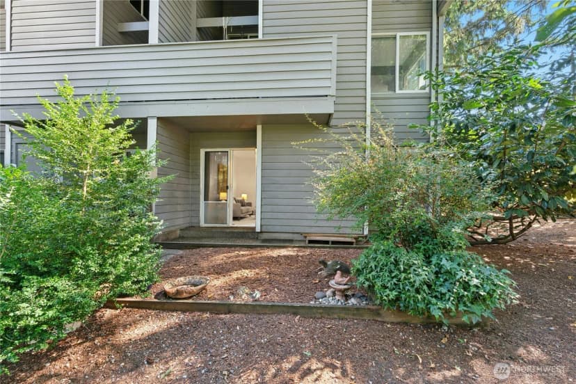 Property photo for 3033 127th Place Se #i11, Bellevue photo 16