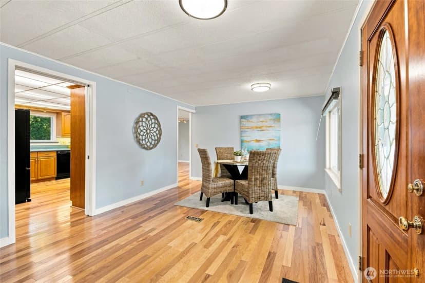 Property photo for 19401 127th Avenue Ne, Bothell photo 8
