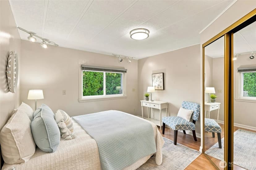 Property photo for 19401 127th Avenue Ne, Bothell photo 23