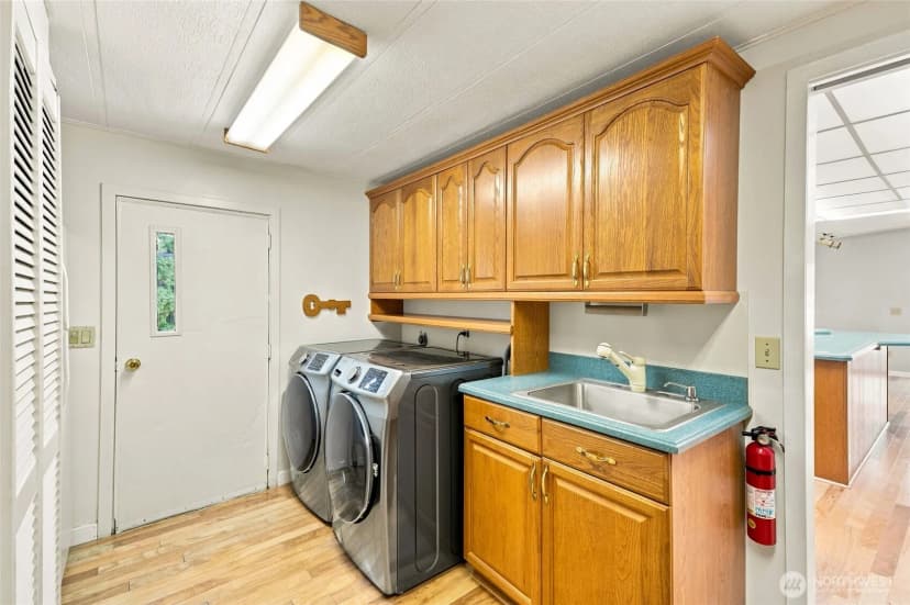 Property photo for 19401 127th Avenue Ne, Bothell photo 26
