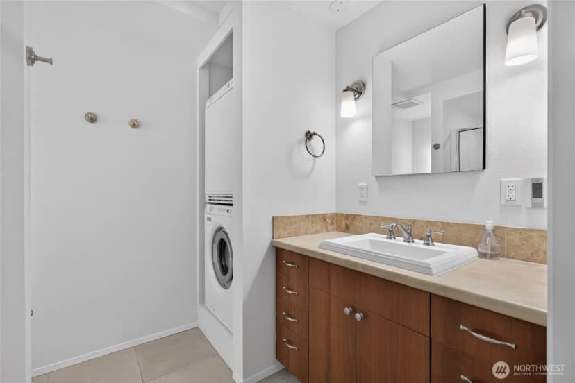 Property photo for 3608 26th Place W #301, Seattle photo 28