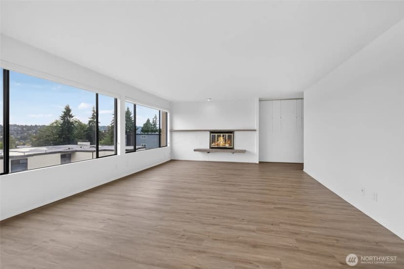 Property photo for 3608 26th Place W #301, Seattle photo 9