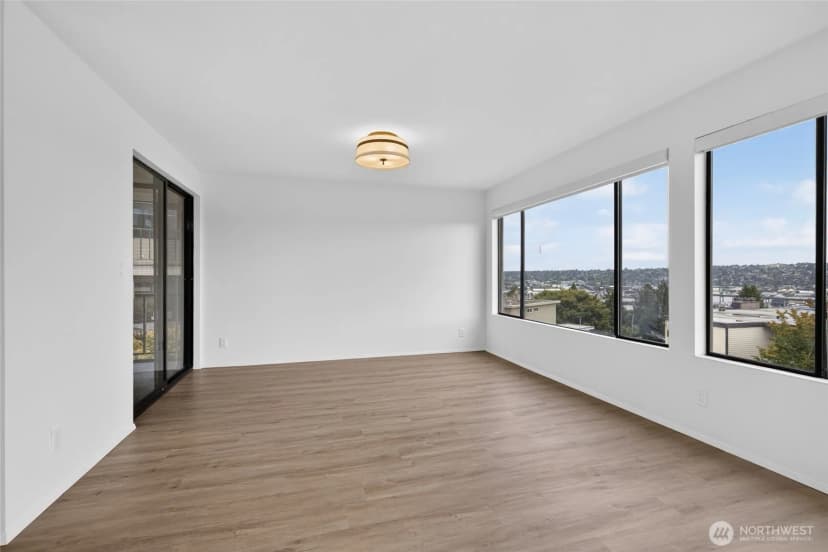 Property photo for 3608 26th Place W #301, Seattle photo 12