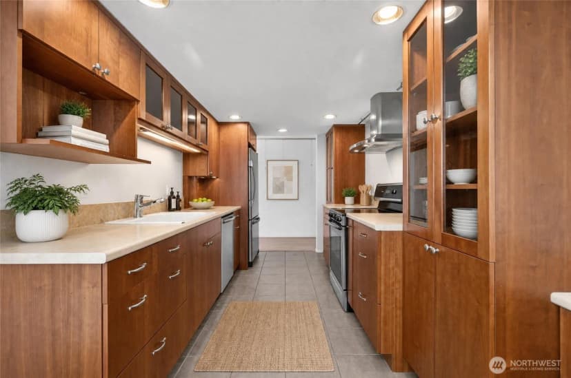Property photo for 3608 26th Place W #301, Seattle photo 17