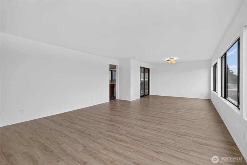 Property photo for 3608 26th Place W #301, Seattle photo 7
