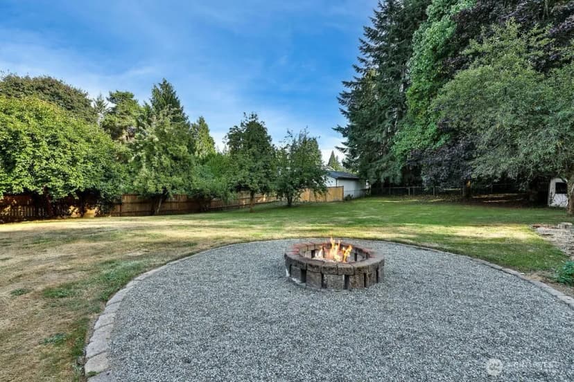 Property photo for 10004 180th Street Se, Snohomish photo 35