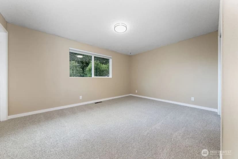 Property photo for 10004 180th Street Se, Snohomish photo 17