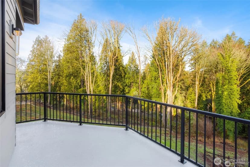 Property photo for 16466 73rd Place Ne, Kenmore photo 8