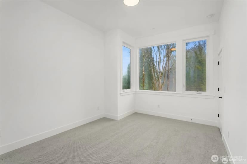 Property photo for 16466 73rd Place Ne, Kenmore photo 16