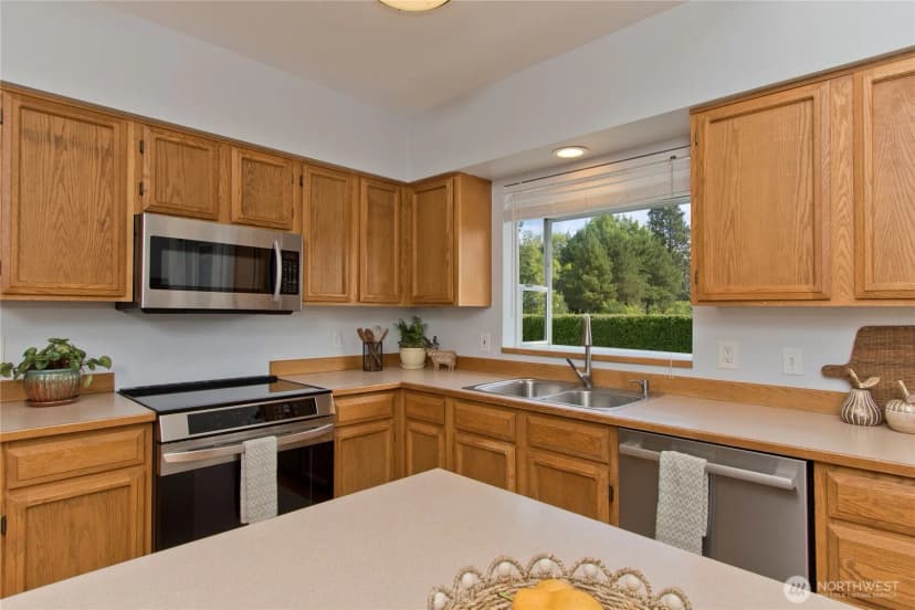 Property photo for 709 Victor Street, Enumclaw photo 9