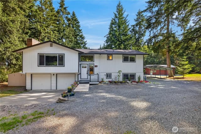 Property photo for 2742 Umatilla Drive, Oak Harbor