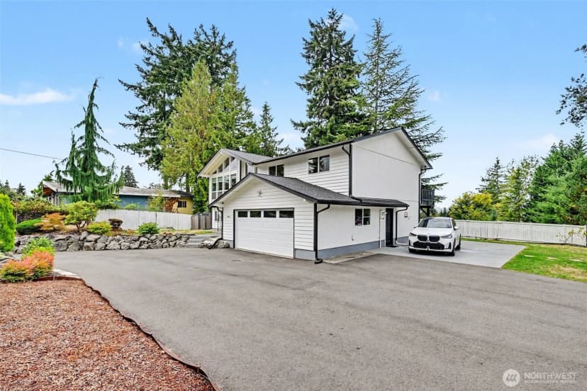 Property photo for 19643 Talbot Road S, Renton photo 31