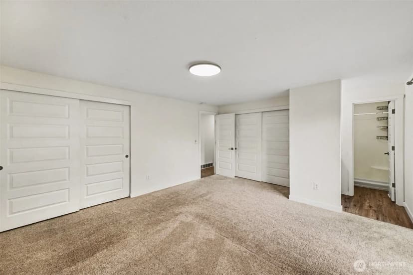 Property photo for 19643 Talbot Road S, Renton photo 16
