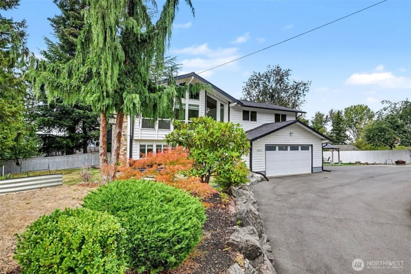 Property photo for 19643 Talbot Road S, Renton photo 30