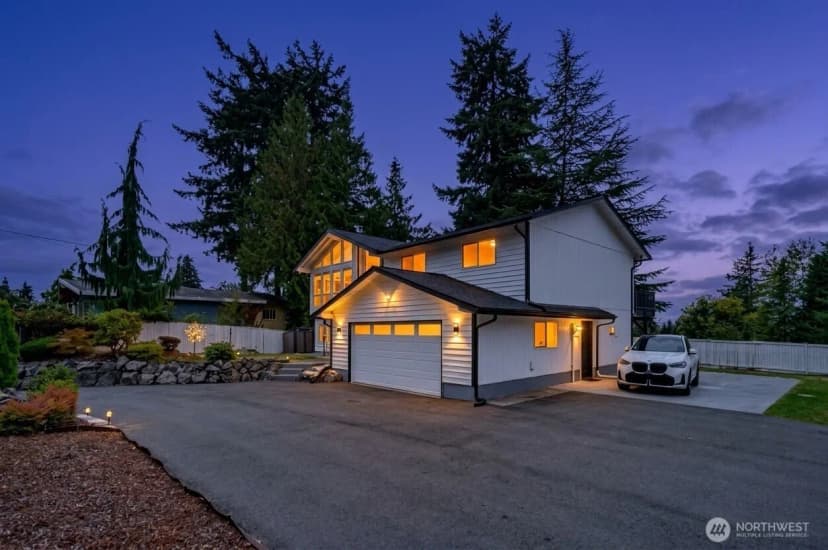 Property photo for 19643 Talbot Road S, Renton photo 37