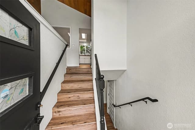Property photo for 19643 Talbot Road S, Renton photo 4