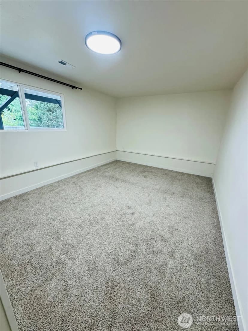 Property photo for 19643 Talbot Road S, Renton photo 25
