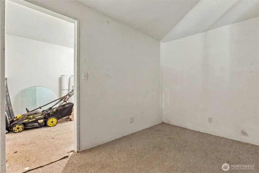 Property photo for 7815 227th Place Sw, Edmonds photo 35