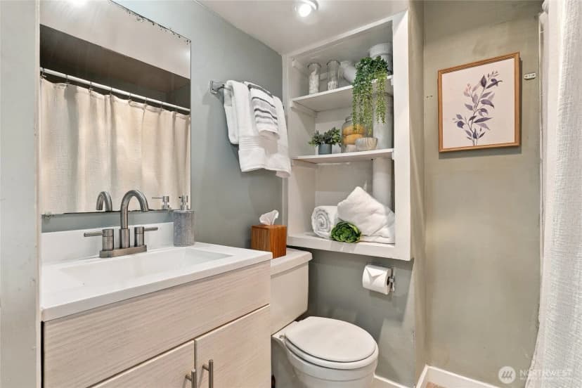 Property photo for 7815 227th Place Sw, Edmonds photo 30