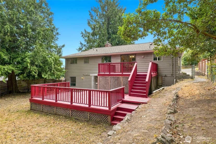 Property photo for 7815 227th Place Sw, Edmonds photo 33