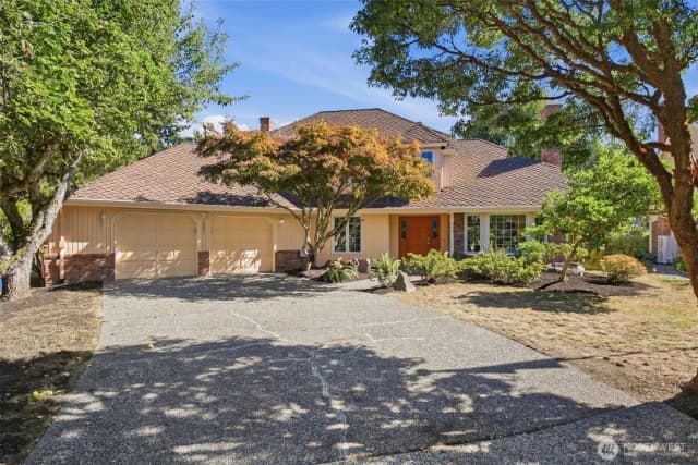 Property photo for 10831 56th Place W, Mukilteo photo 2