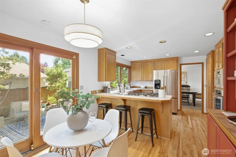 Property photo for 10831 56th Place W, Mukilteo photo 11